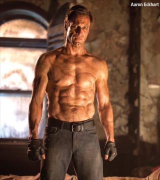 Illustration for article titled Aaron Eckhart is the world's sexiest Frankenstein monster